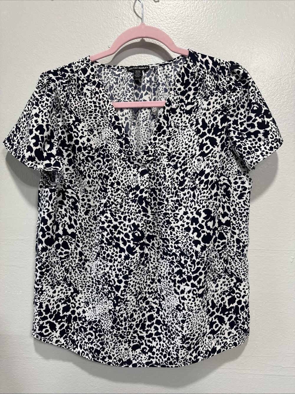 Hilary Radley V-Neck Animal Print Short Cap Sleeve Women's M White Black Top